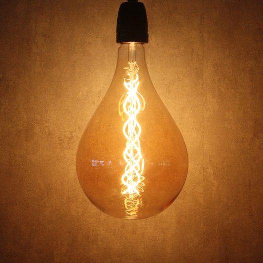 Edison LED lamp A1604W Amber Curled LED lampen Showroom Breda